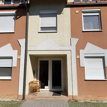 Apartament Indi